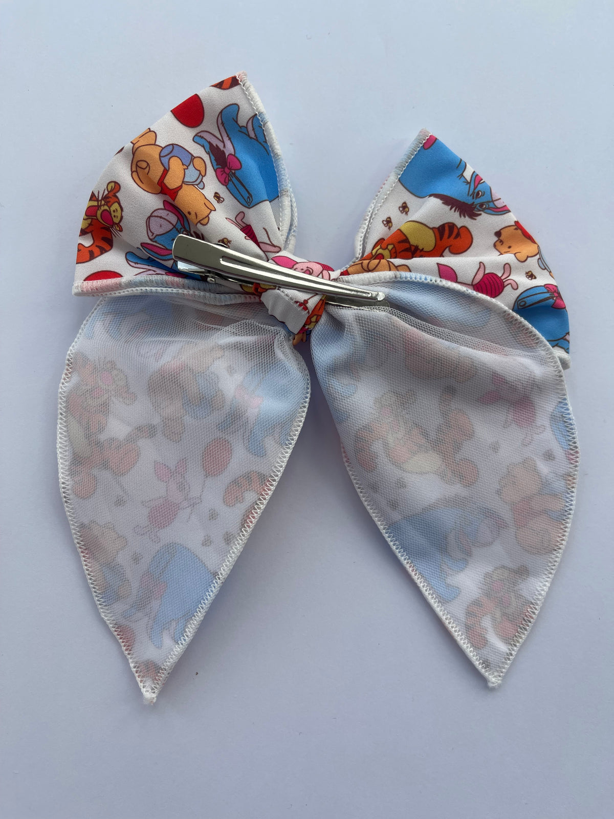 'Honey Corner Friends' Bow